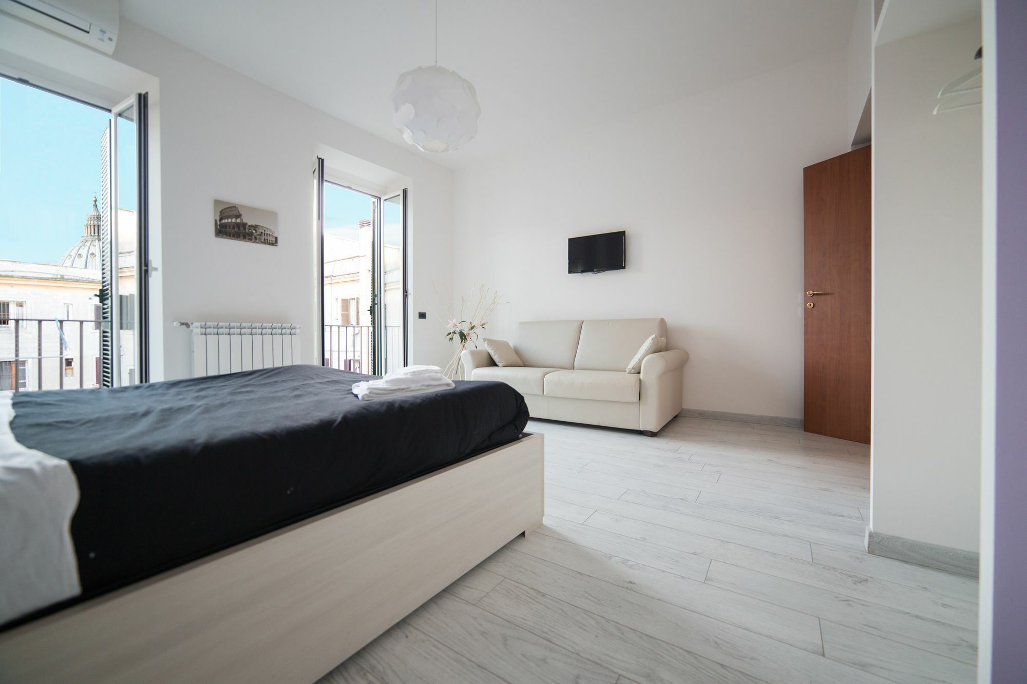 Apartment In Front Of St Peter'S Square And Vatican Museums - Mypad In Roma Esterno foto